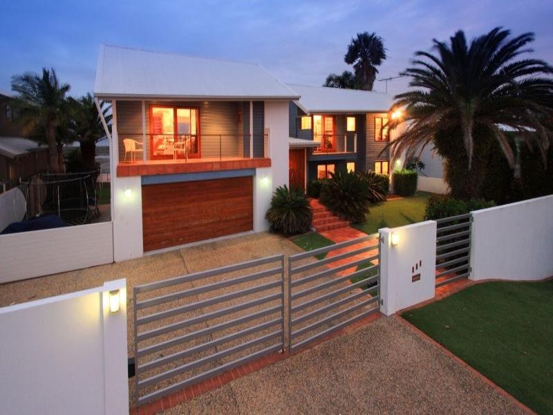 169 Shore Street North, Cleveland QLD 4163