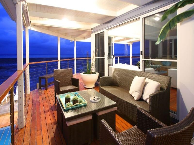 169 Shore Street North, Cleveland QLD 4163