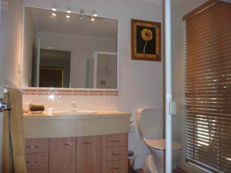 19 Kimbolton Drive, Redland Bay QLD 4165