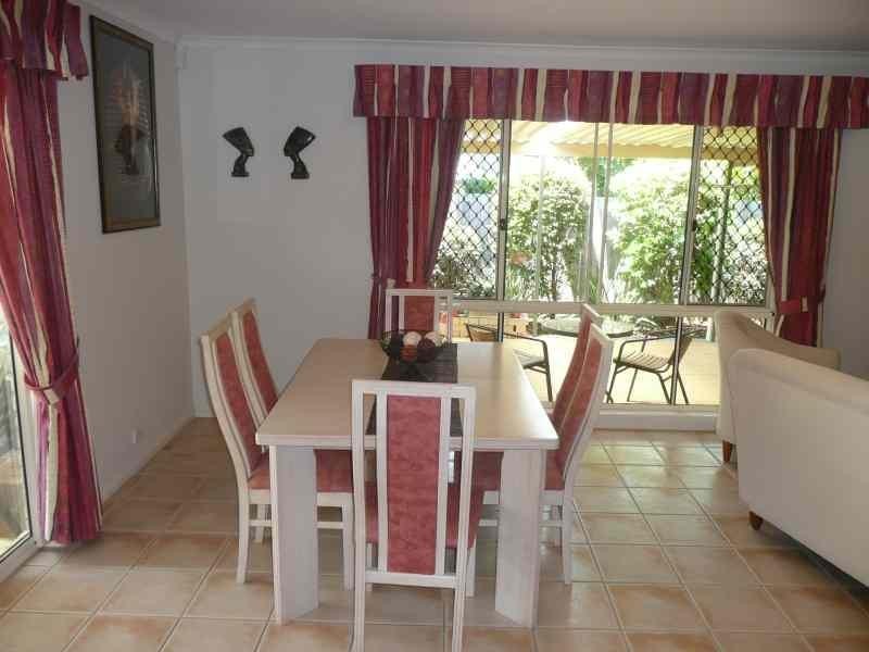 19 Kimbolton Drive, Redland Bay QLD 4165