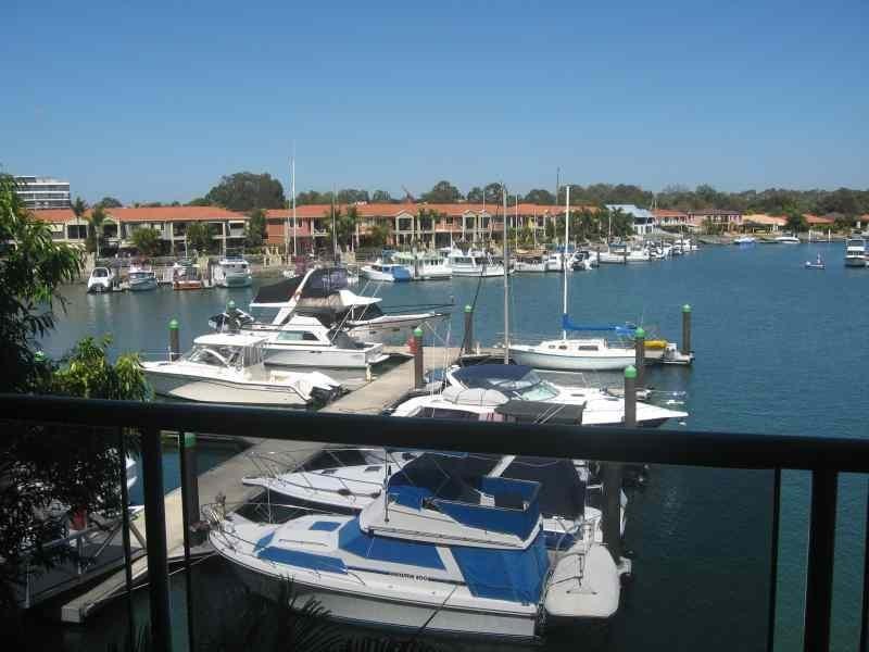 Unit 28 Esperance Court, Raby Bay Quays, Cleveland QLD 4163