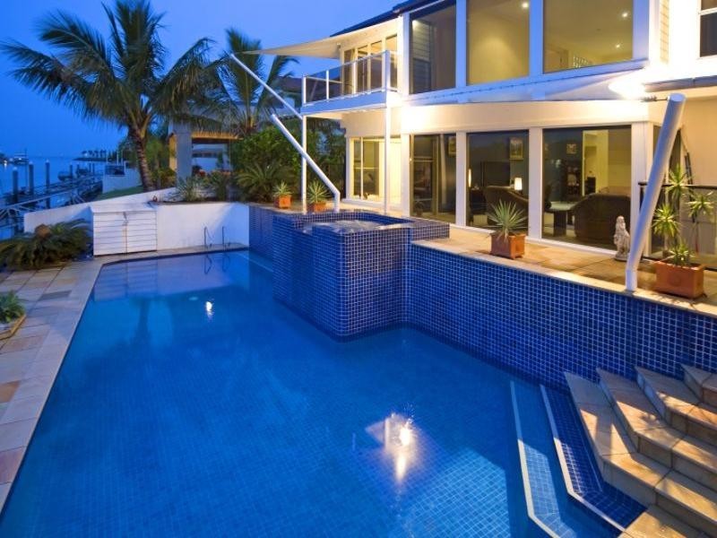 13 Bonaventure Court, Raby Bay QLD 4163