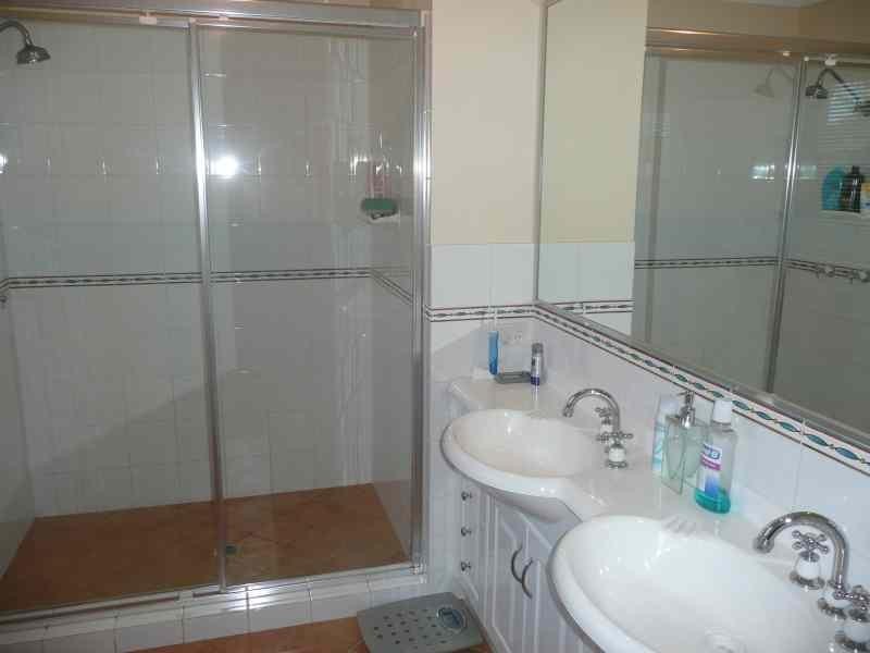 36 Zephyr Court, Birkdale QLD 4159