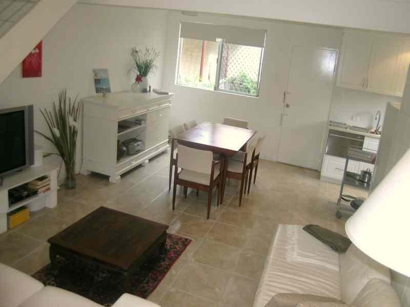 1/221 Middle Street, Cleveland QLD 4163