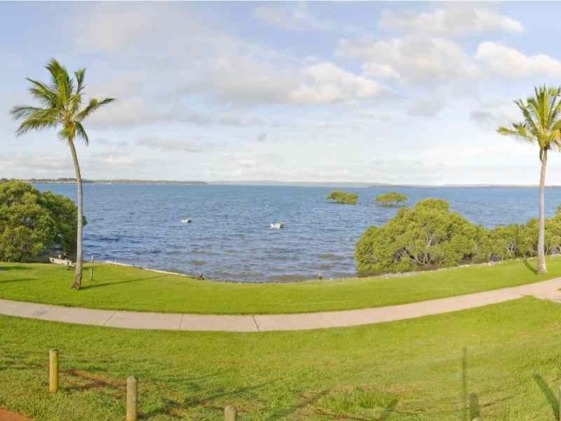25 Esplanade, Redland Bay QLD 4165