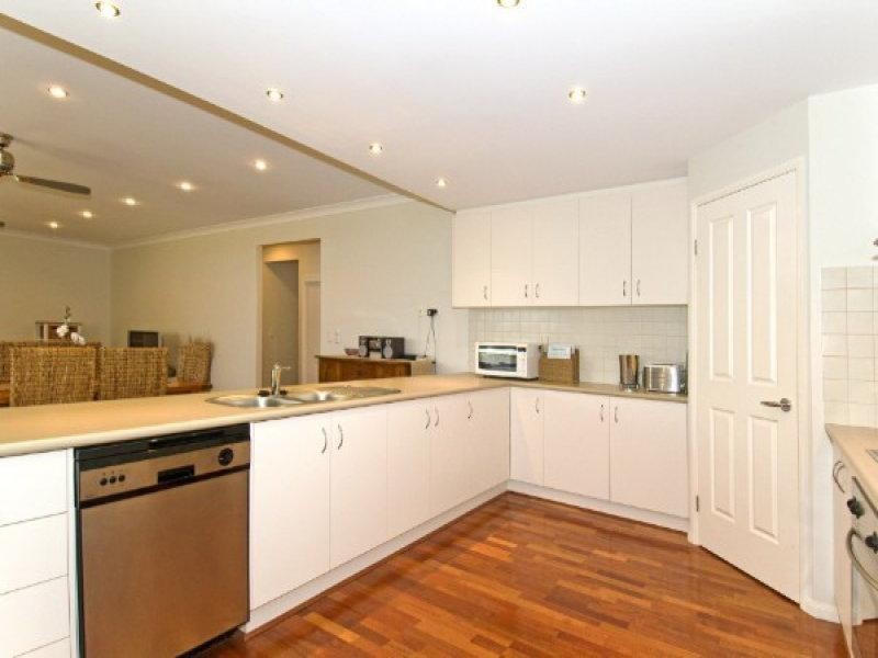 5 Hawkins Place, Thornlands QLD 4164