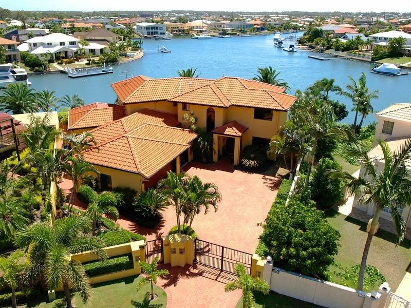 12 Beaufort Court, Raby Bay QLD 4163