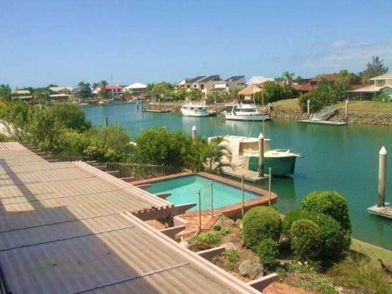 35 Compass Court, Raby Bay QLD 4163