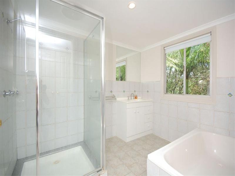 10 Sinclair Street, Newtown QLD 4305