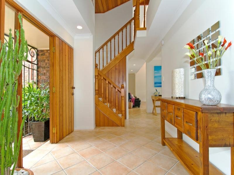 22 Compass Court, Raby Bay QLD 4163