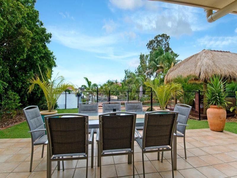 22 Compass Court, Raby Bay QLD 4163