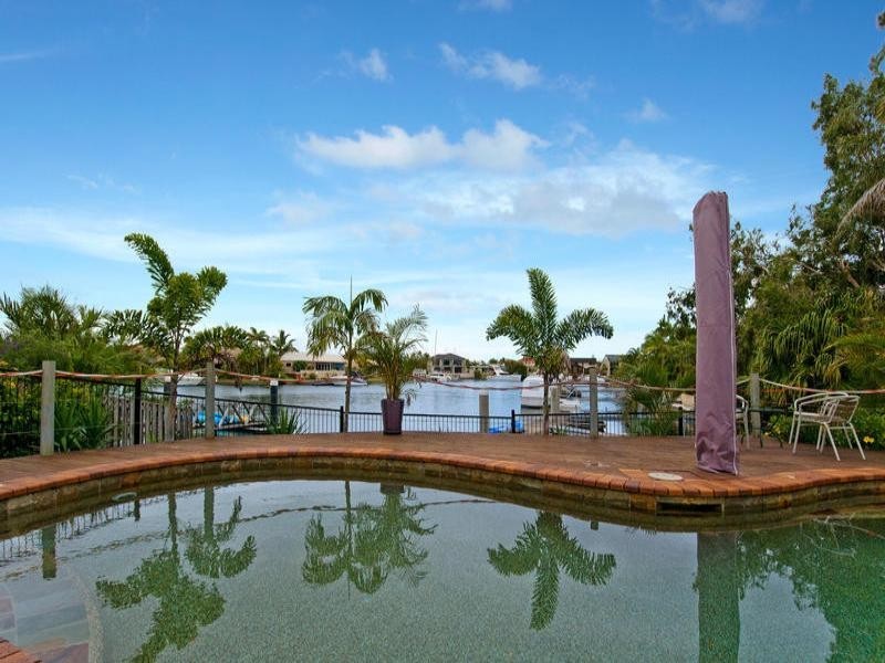 22 Compass Court, Raby Bay QLD 4163