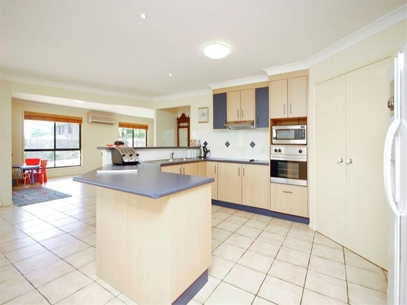 16 Morris Circuit, Thornlands QLD 4164