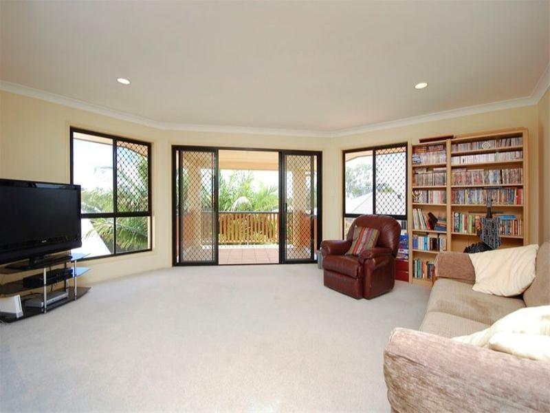 16 Morris Circuit, Thornlands QLD 4164