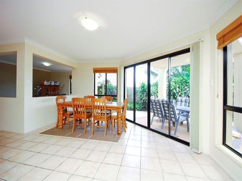 16 Morris Circuit, Thornlands QLD 4164