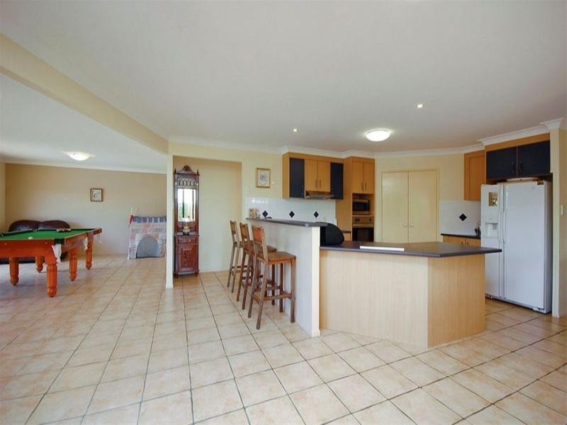 16 Morris Circuit, Thornlands QLD 4164