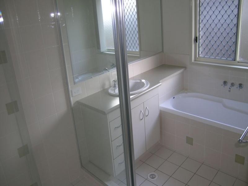 14 Timklenik Crescent, Victoria Point QLD 4165