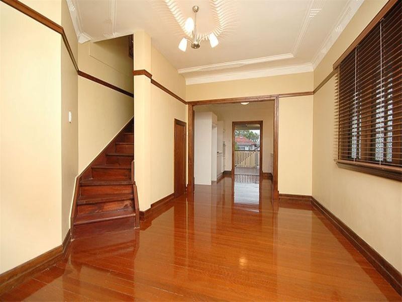 27 Halland Terrace, Camp Hill QLD 4152