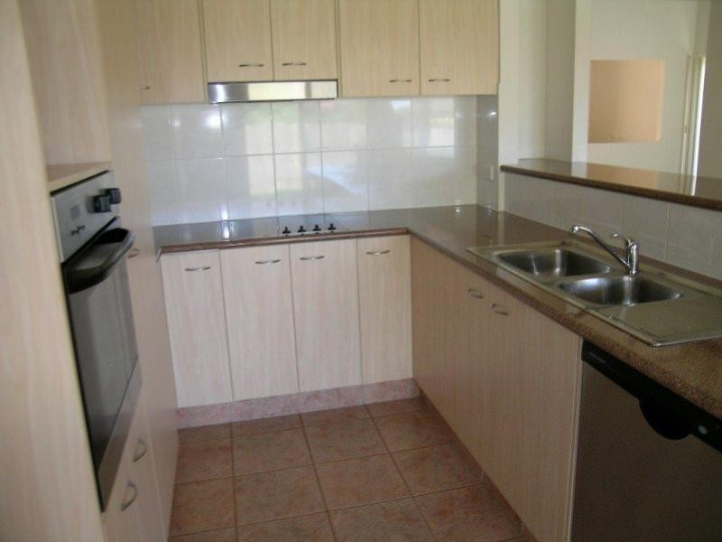 5 Mast Court, Redland Bay QLD 4165