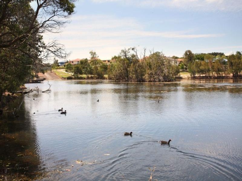 28 Lake View Drive, Thornlands QLD 4164