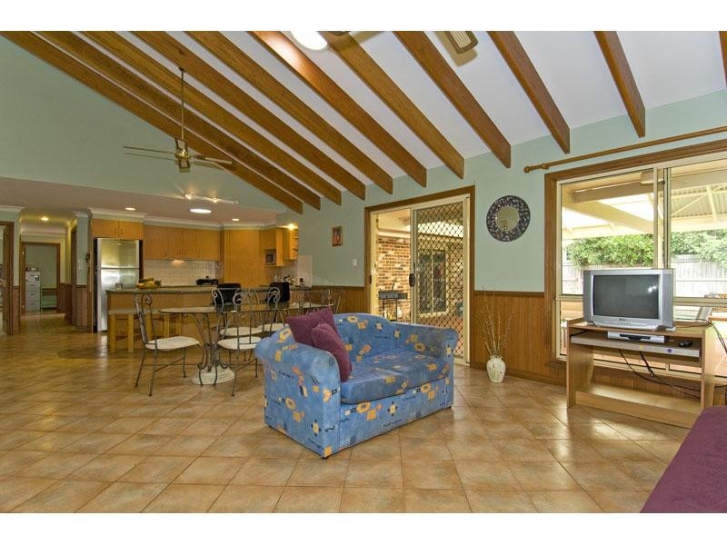 2 Lomond Place, Victoria Point QLD 4165