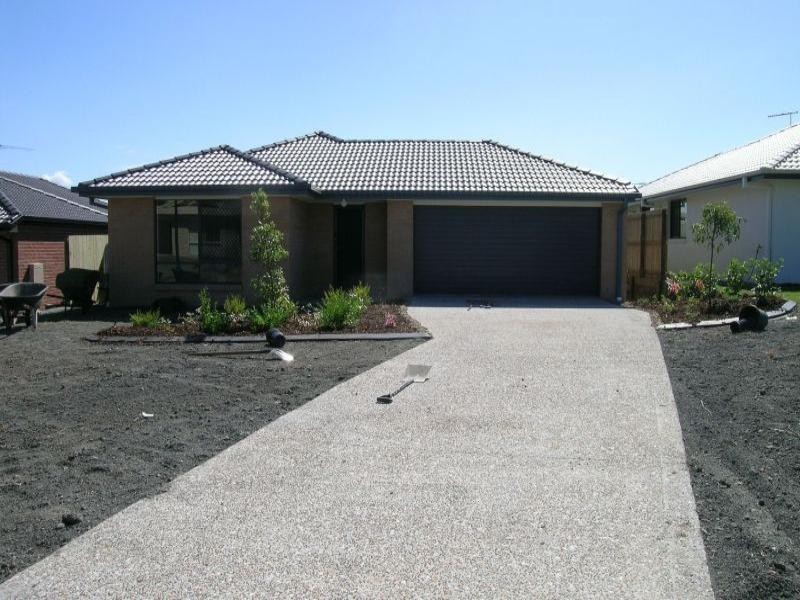 21 Crestlea Street, Victoria Point QLD 4165