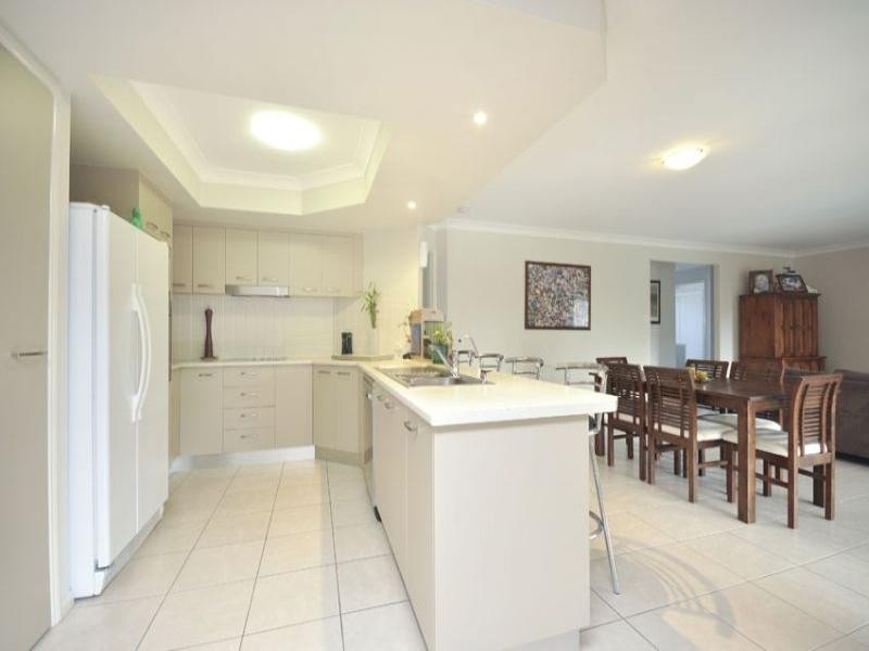 11 Sam Place, Thornlands QLD 4164