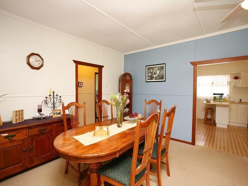 30 Little Shore Street, Cleveland QLD 4163