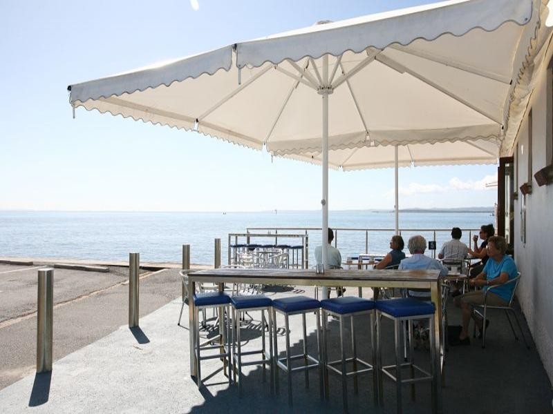 30 Little Shore Street, Cleveland QLD 4163