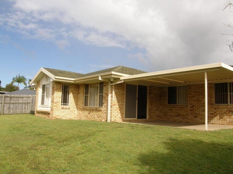 9 Banstead Street, Birkdale QLD 4159