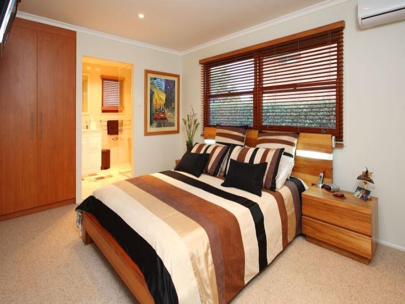 48 Russell Street, Cleveland QLD 4163