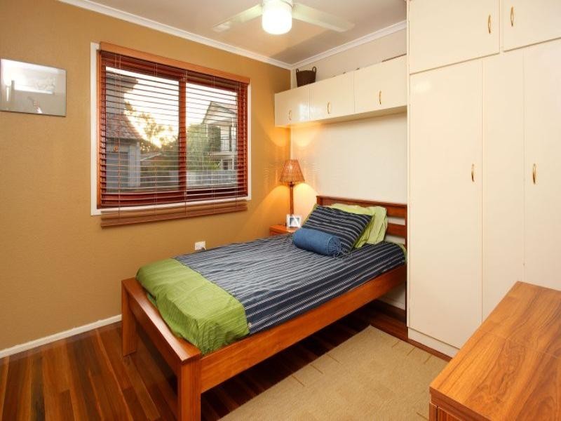 48 Russell Street, Cleveland QLD 4163