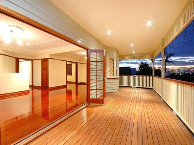 27 Halland Terrace, Camp Hill QLD 4152