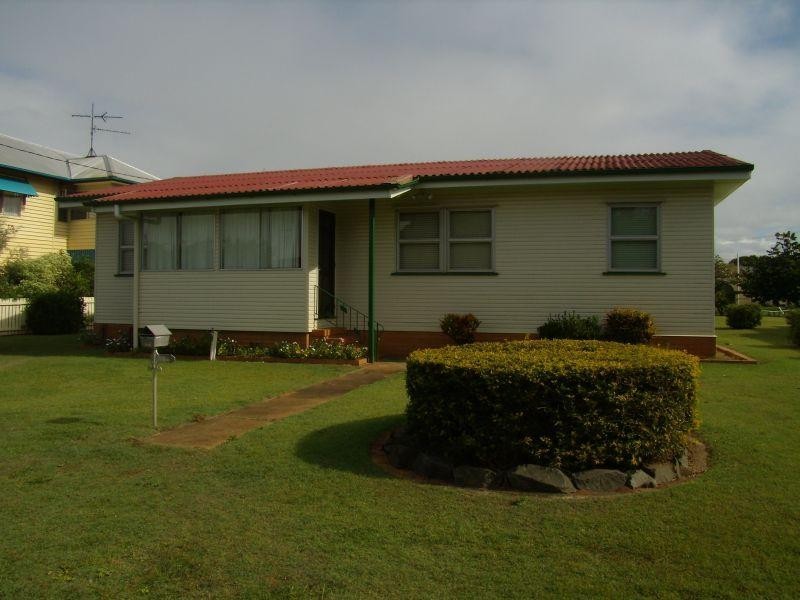 14 Moore Street, Victoria Point QLD 4165