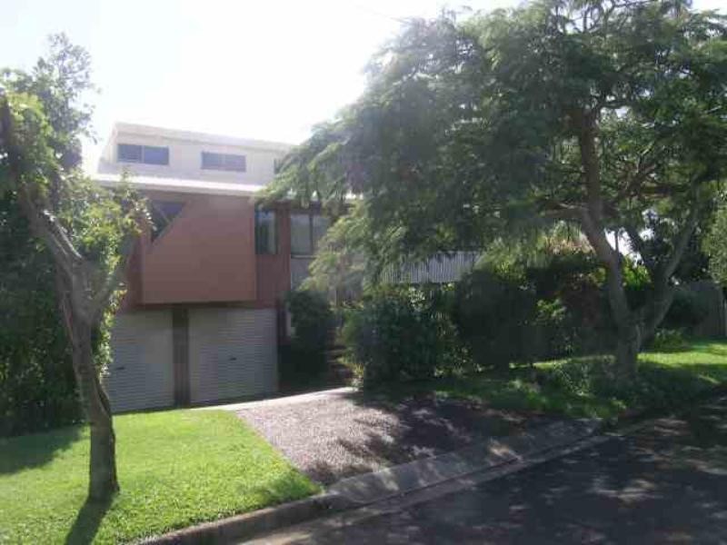 3 Lowanna Terrace, Cleveland QLD 4163