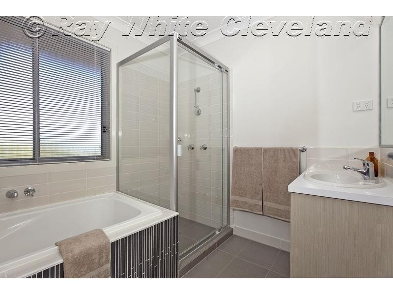 1/239 Queen Street, Cleveland QLD 4163