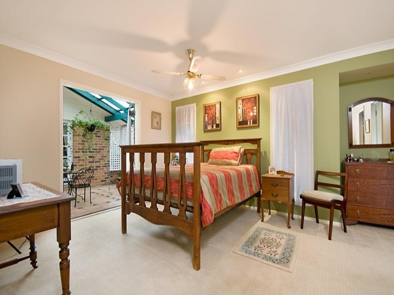 21 Leonard Street, Wellington Point QLD 4160