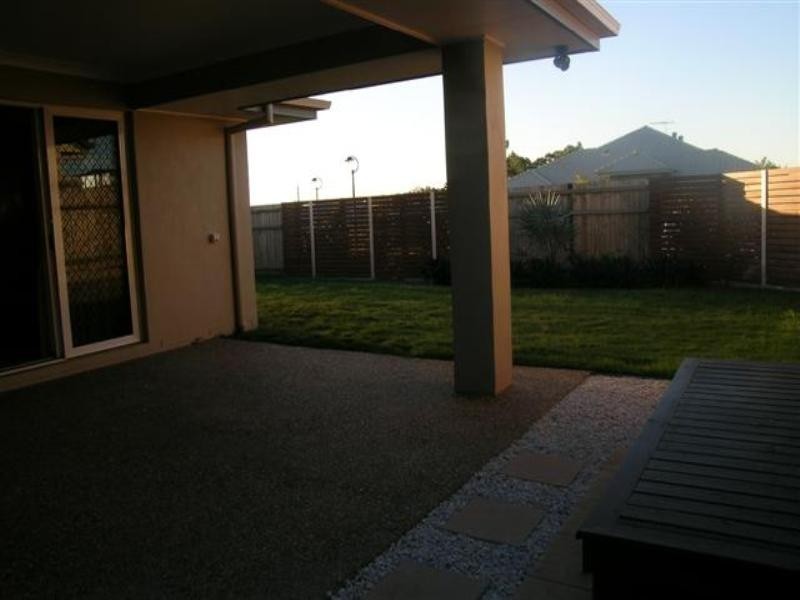 1 PARKLANE Road, Victoria Point QLD 4165