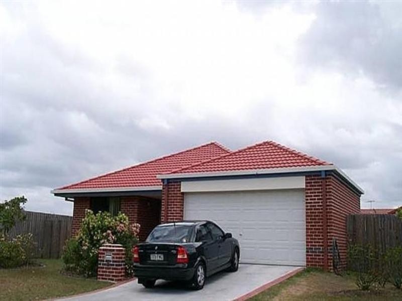 2 Manettia Street, Wynnum West QLD 4178