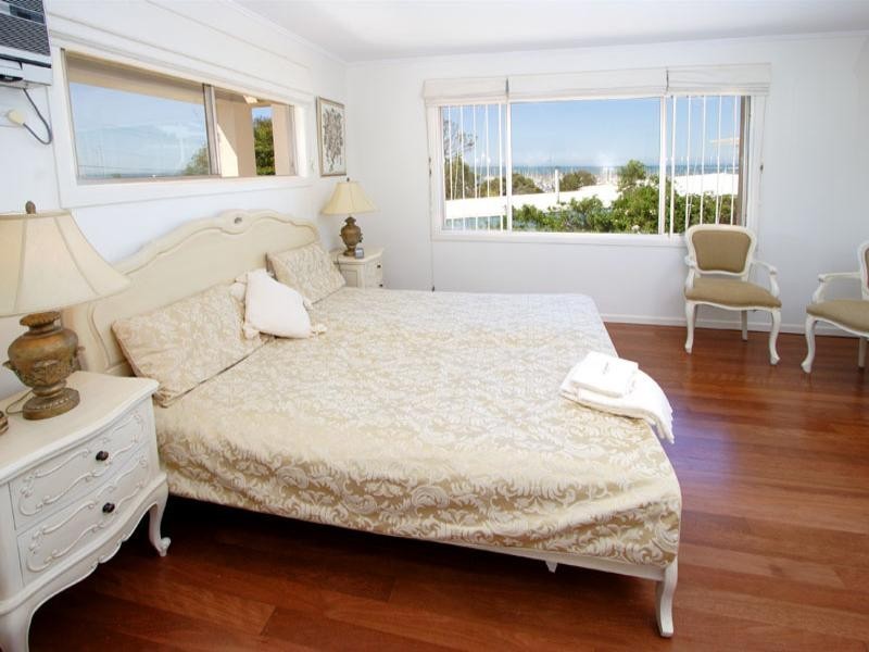 20 Falcon Street, Manly QLD 4179