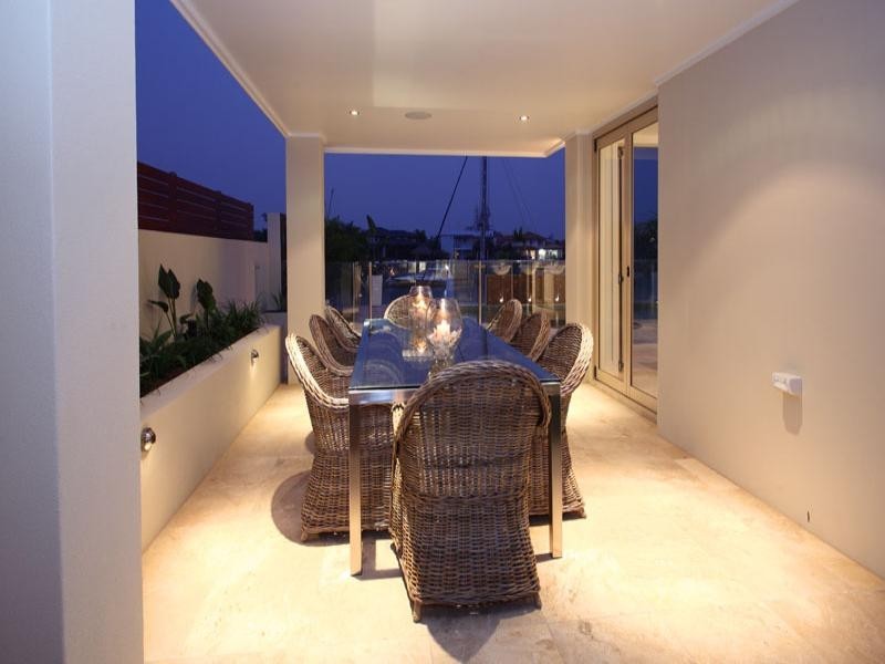 9 Caravel Court, Raby Bay QLD 4163