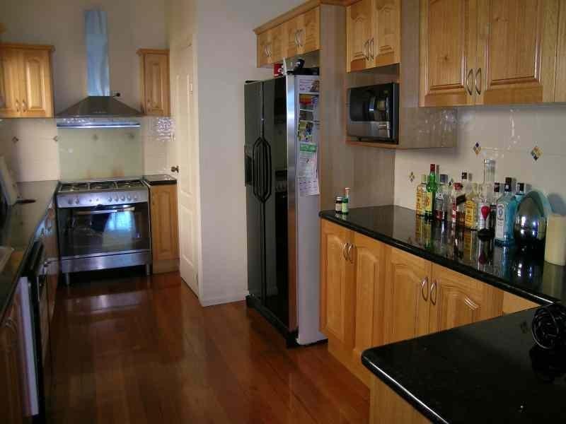 52 AMELIA Street, Coorparoo QLD 4151