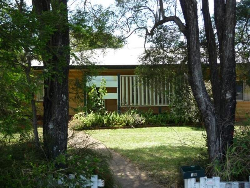 306 BLOOMFIELD Street, Cleveland QLD 4163