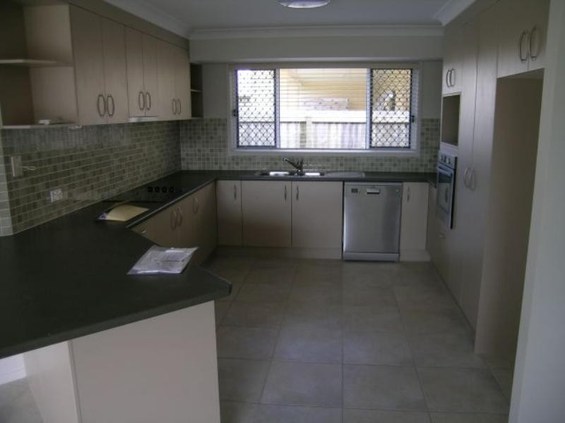 37 Waterville Drive, Thornlands QLD 4164