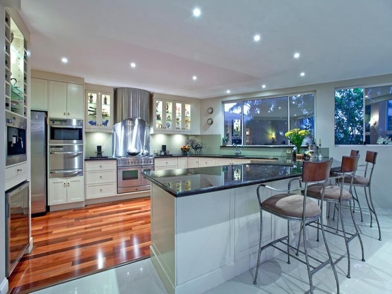 25 Voyagers Court, Raby Bay QLD 4163