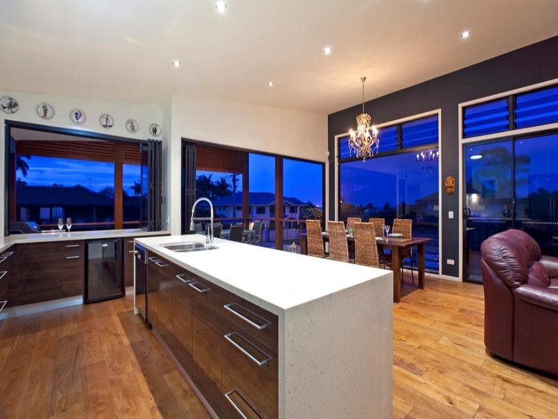 229 Gordon Parade, Manly QLD 4179