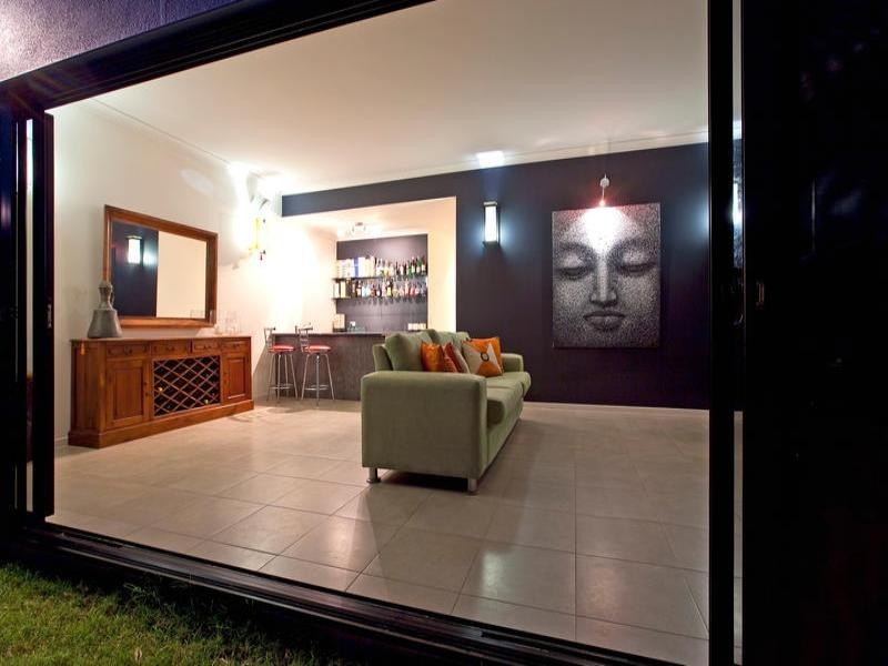 229 Gordon Parade, Manly QLD 4179