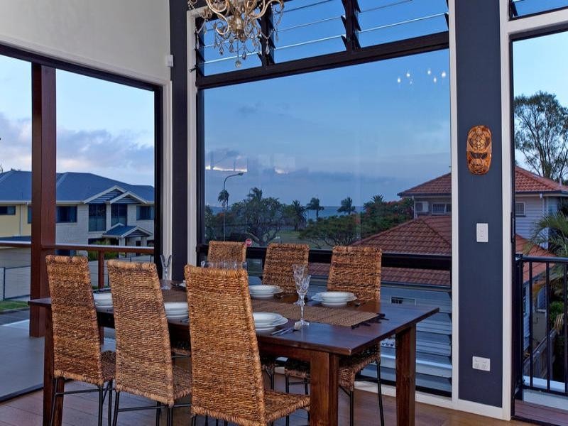 229 Gordon Parade, Manly QLD 4179