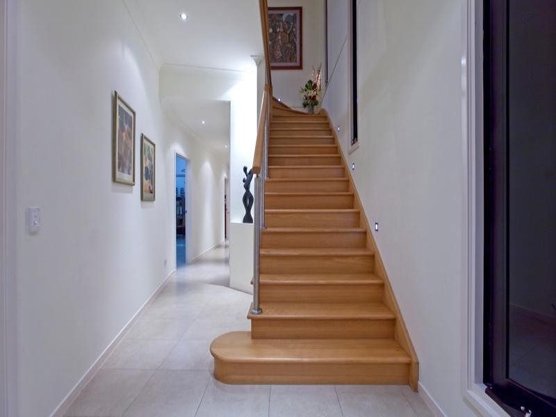 229 Gordon Parade, Manly QLD 4179