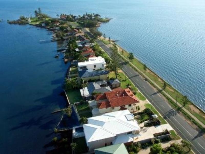 224 Shore Steet North, Cleveland QLD 4163